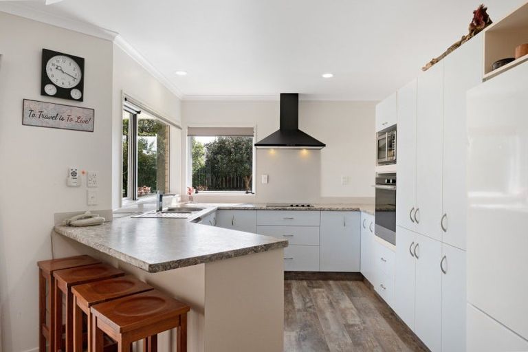 Photo of property in 17 Appaloosa Place, Papamoa Beach, Papamoa, 3118