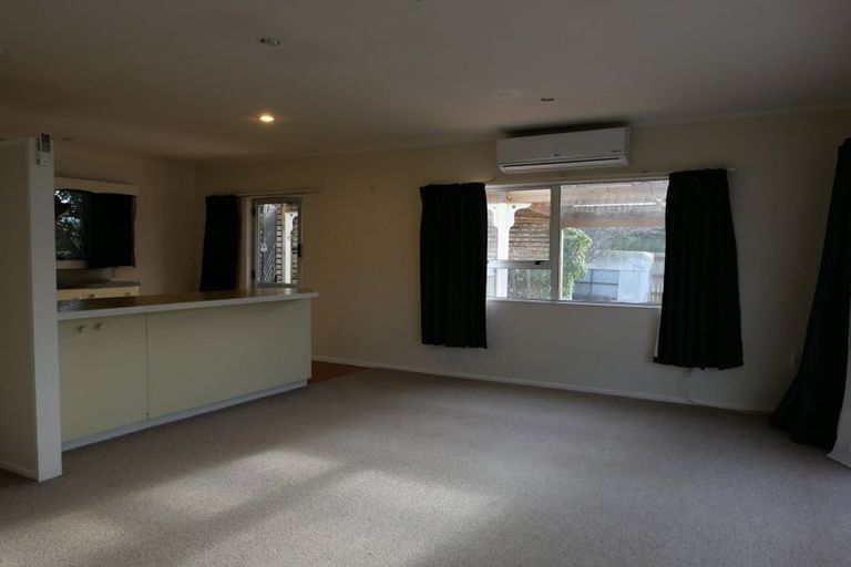 Photo of property in 62 Rata Road, Raumati Beach, Paraparaumu, 5032