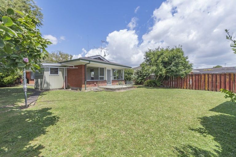 Photo of property in 17 Barnhill Crescent, Pahurehure, Papakura, 2113