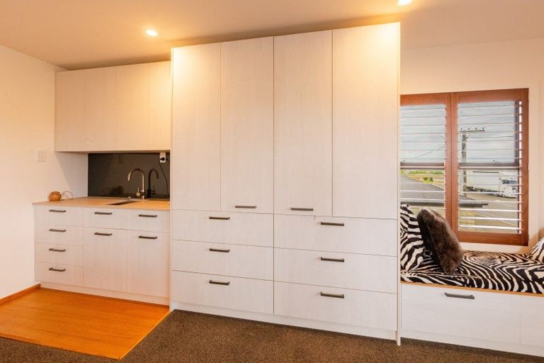 Photo of property in 62 Meeanee Quay, Westshore, Napier, 4110