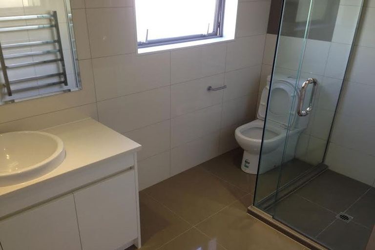 Photo of property in 55 Kerrykeel Drive, Flat Bush, Auckland, 2019