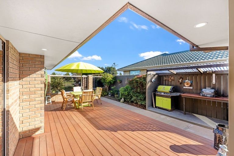 Photo of property in 18 Torrey Pines, Waimairi Beach, Christchurch, 8083