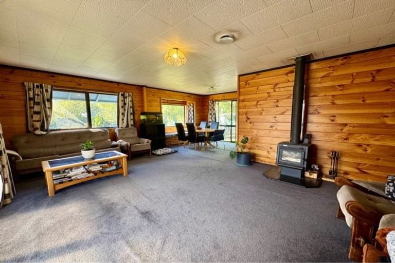 Photo of property in 20 Esther Street, Martinborough, 5711