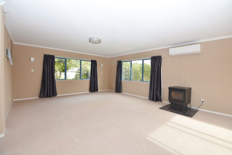 Photo of property in 52 Frederick Street, Carterton, 5713