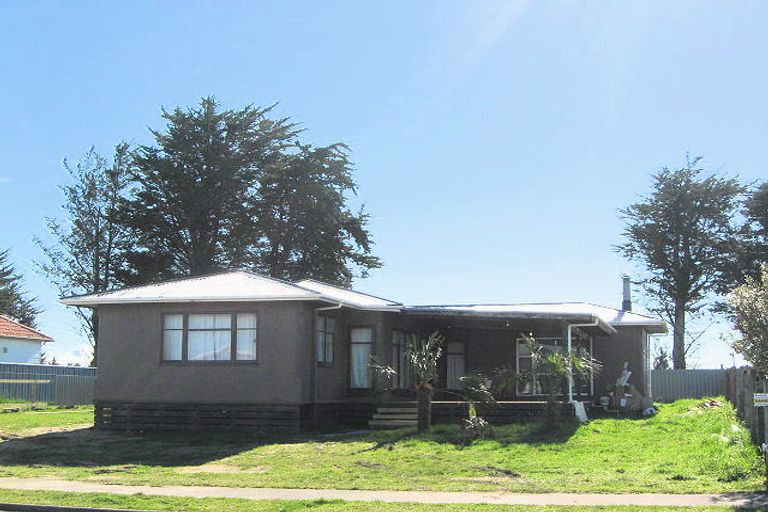 Photo of property in 16 Kowhai Place, Waipukurau, 4200