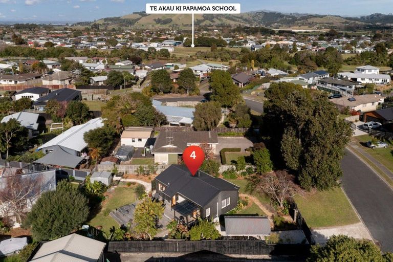 Photo of property in 4 Emerald Place, Papamoa Beach, Papamoa, 3118