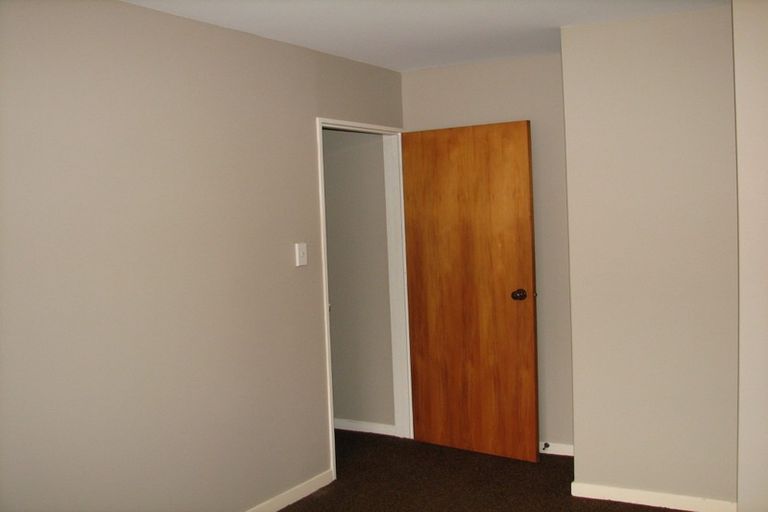 Photo of property in 8c Kruse Place, Redwood, Christchurch, 8051