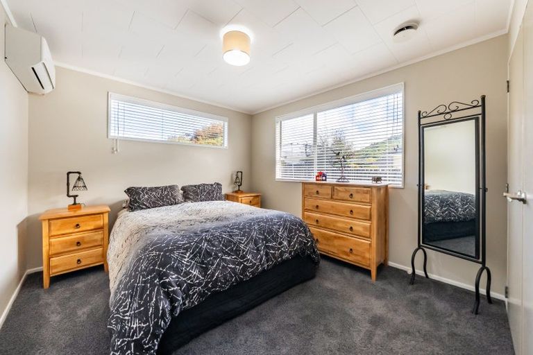 Photo of property in 19 Denver Grove, Totara Park, Upper Hutt, 5018
