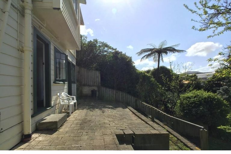 Photo of property in 141 Wallace Street, Mount Cook, Wellington, 6021