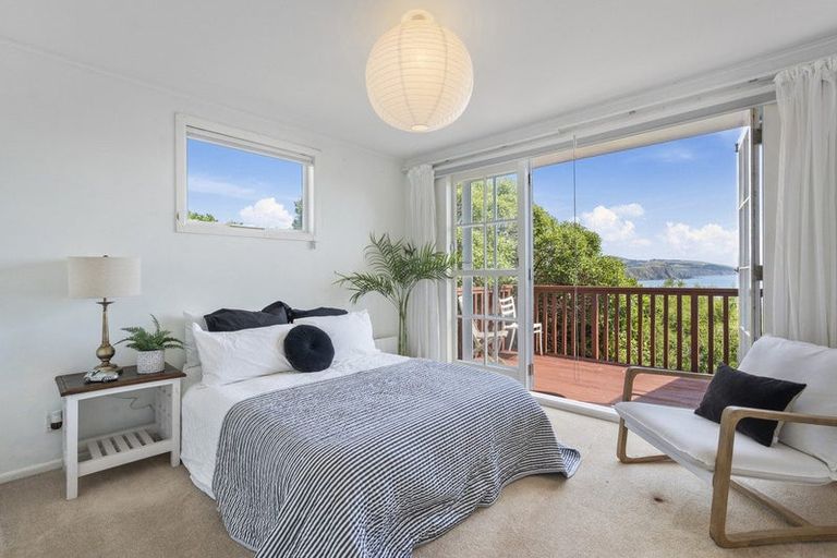 Photo of property in 36 Roys Road, Plimmerton, Porirua, 5026