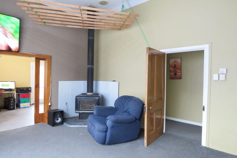 Photo of property in 87 Peel Street, Westport, 7825