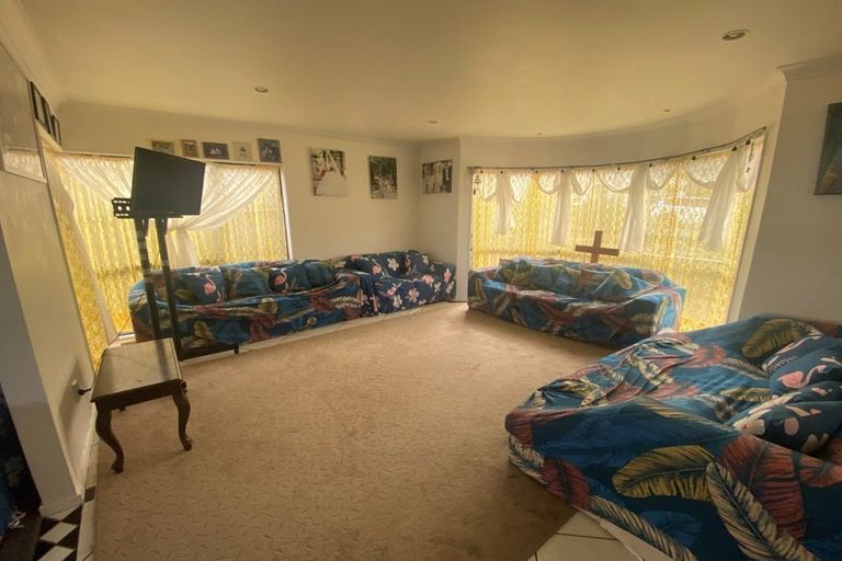 Photo of property in 11 Bougainvillaea Terrace, Goodwood Heights, Auckland, 2105