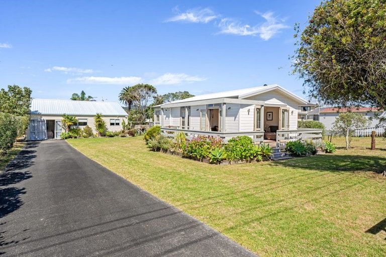 Photo of property in 56 Bream Bay Drive, Ruakaka, 0116