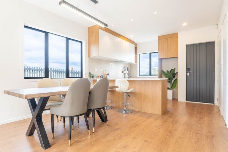 Photo of property in 3 Whiteywood Street, Westgate, 0814