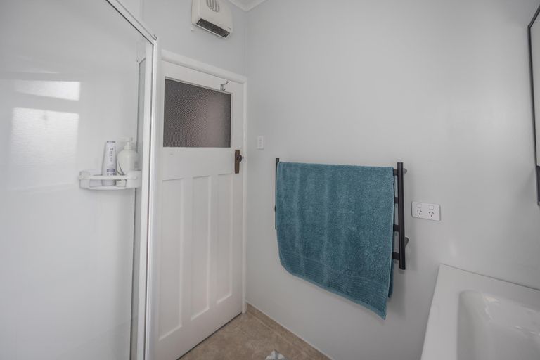 Photo of property in 16 Teviot Street, Oamaru North, Oamaru, 9400