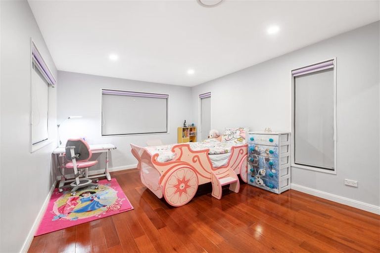 Photo of property in 13a Pomaria Road, Henderson, Auckland, 0610