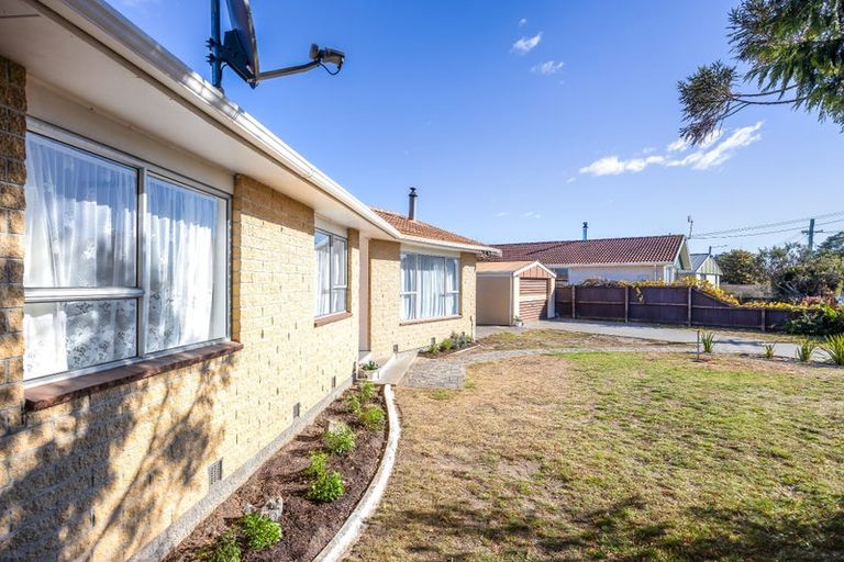 Photo of property in 450 Mairehau Road, Parklands, Christchurch, 8083