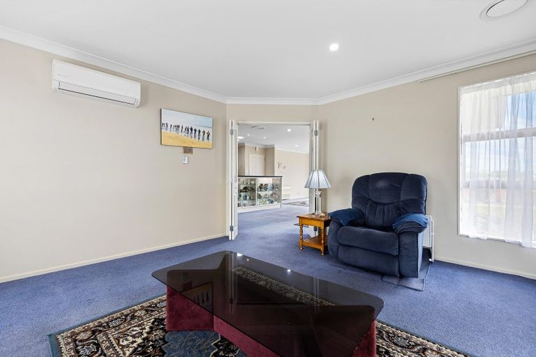 Photo of property in 54 Huntingdon Drive, Rangiora, 7400