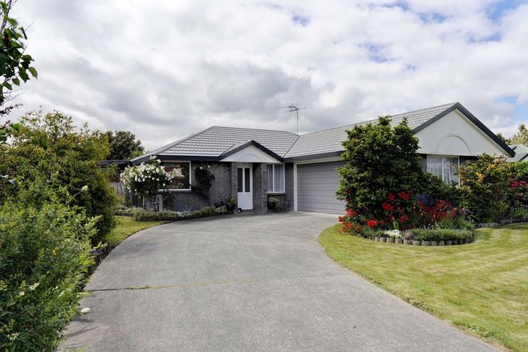 Photo of property in 23 Farnborough Drive, Nawton, Hamilton, 3200