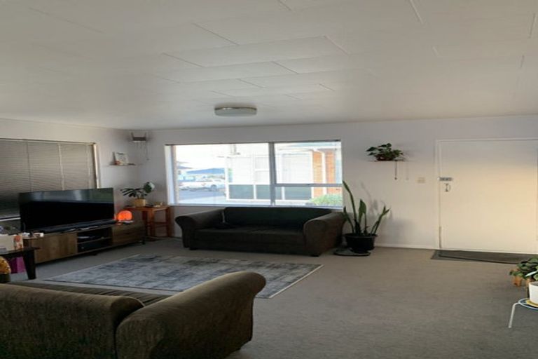 Photo of property in 80a Buller Street, New Plymouth, 4312