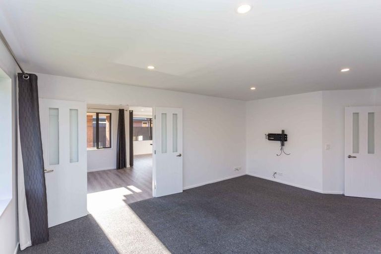 Photo of property in 5 Iraklis Close, Templeton, Christchurch, 8042
