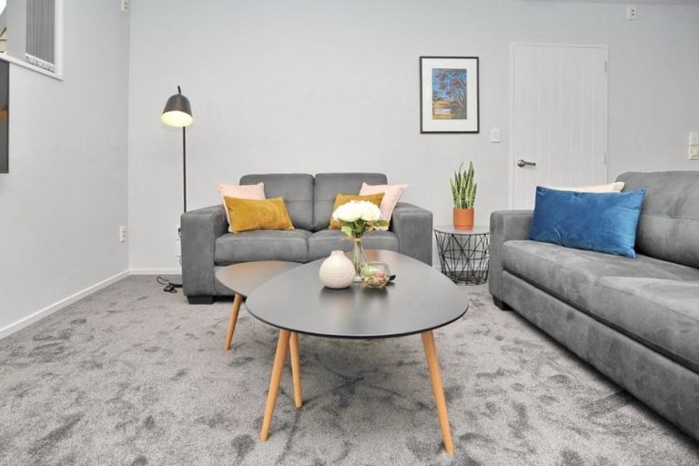 Photo of property in 94b Picton Avenue, Riccarton, Christchurch, 8011