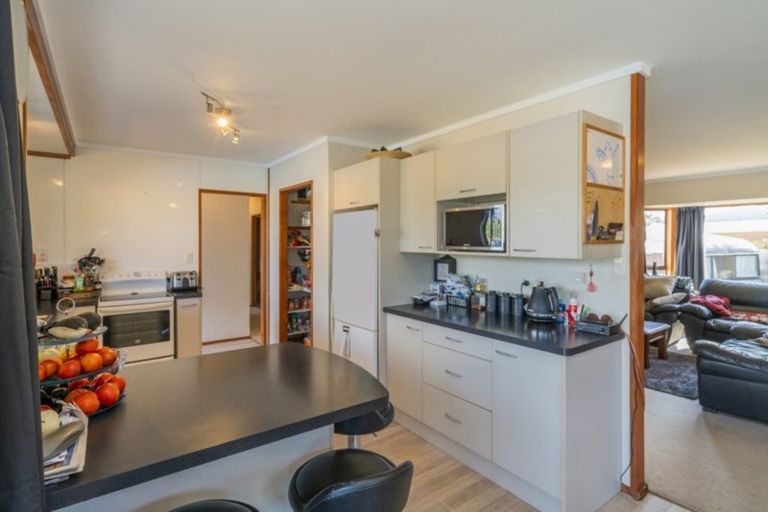 Photo of property in 40 Moewai Park Road, Whitianga, 3510