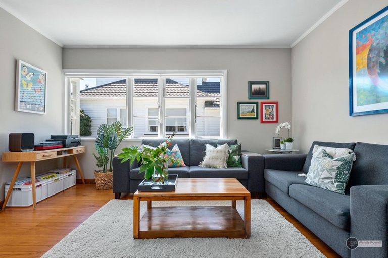 Photo of property in 227 Riverside Drive, Waterloo, Lower Hutt, 5011