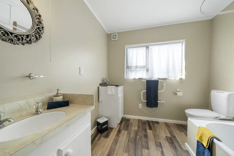 Photo of property in 218 Staithes Drive South, Whitby, Porirua, 5024