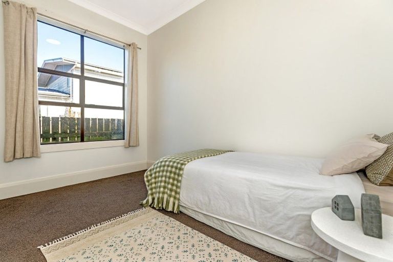 Photo of property in 2 Cobden Street, Gisborne, 4010