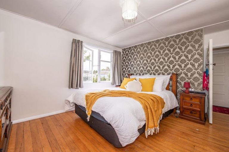 Photo of property in 66 Rintoul Street, Westport, 7825