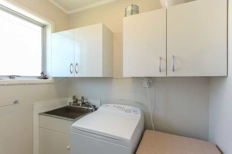 Photo of property in 21a Pohutukawa Drive, Owhata, Rotorua, 3010