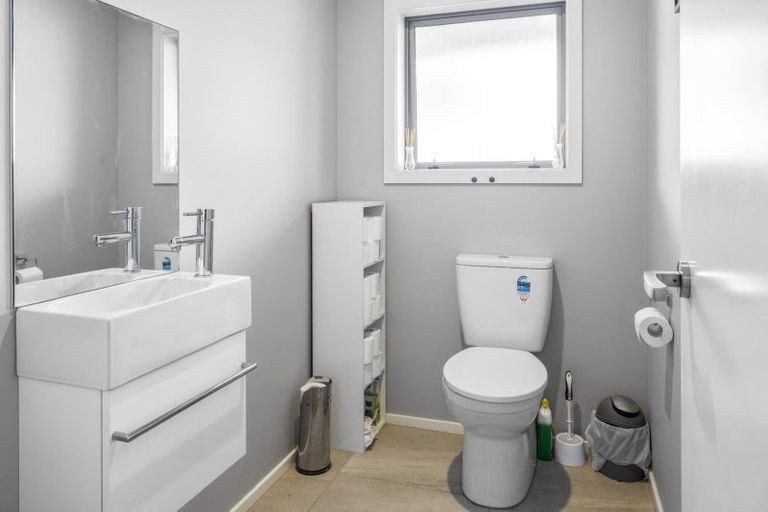 Photo of property in 508a Richmond Street, Lepperton, New Plymouth, 4373