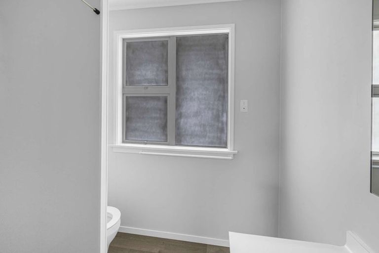 Photo of property in 2 Milton Street, Gore, 9710