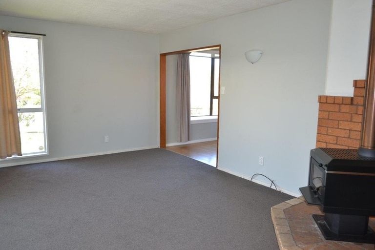 Photo of property in 35 Gibbs Drive, Woodend, 7610