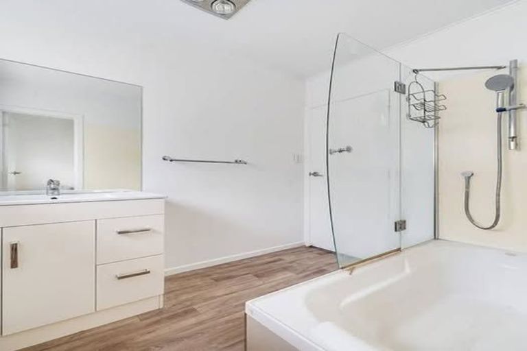 Photo of property in 16 Esperanto Road, Papatoetoe, Auckland, 2025