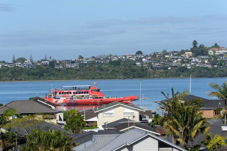 Photo of property in 22 Morrow Avenue, Bucklands Beach, Auckland, 2012