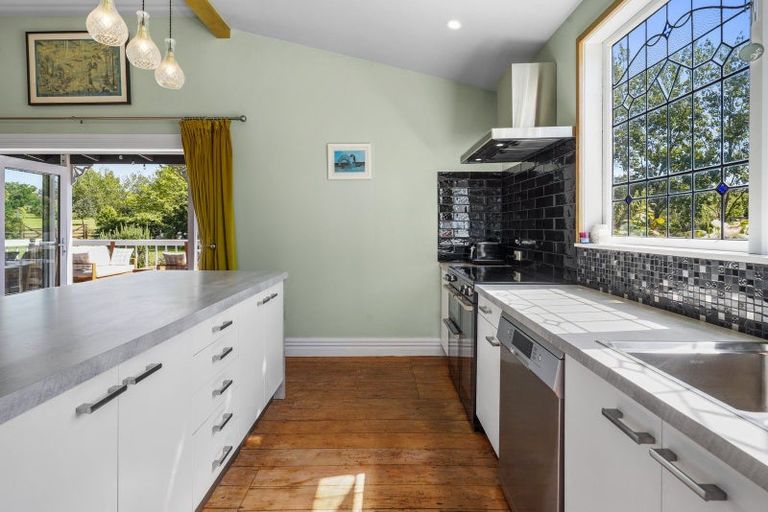 Photo of property in 246 Summerhill Road, Cust, Rangiora, 7471