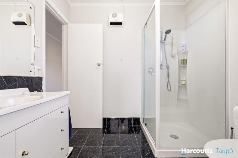 Photo of property in 11 Williams Street, Taupo, 3330