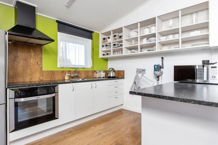 Photo of property in 22 Colville Street, Masterton, 5810