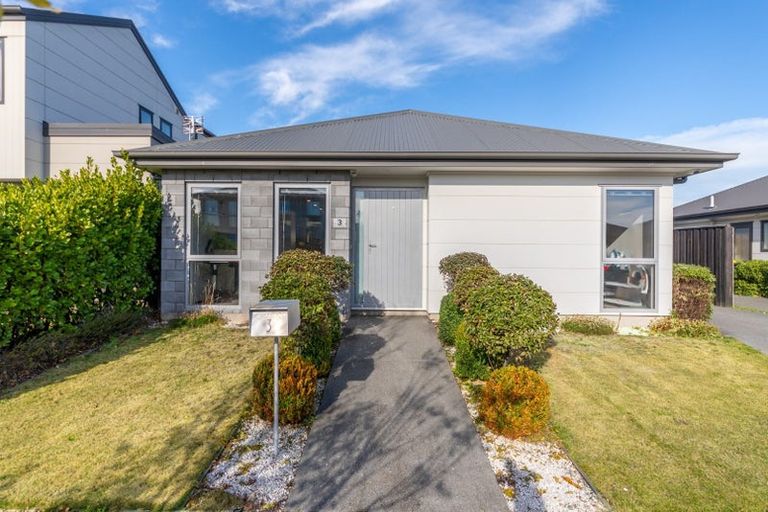 Photo of property in 3 Awatea Road, Hornby, Christchurch, 8042