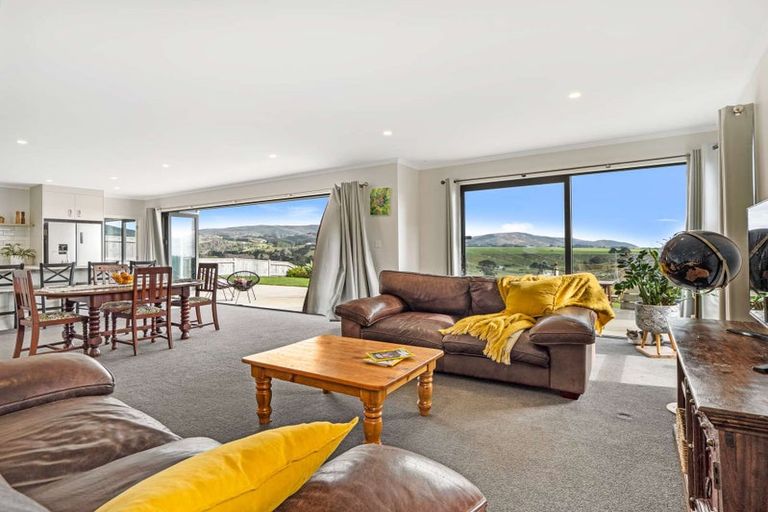 Photo of property in 34 Varsity Heights, Fitzherbert, Palmerston North, 4410