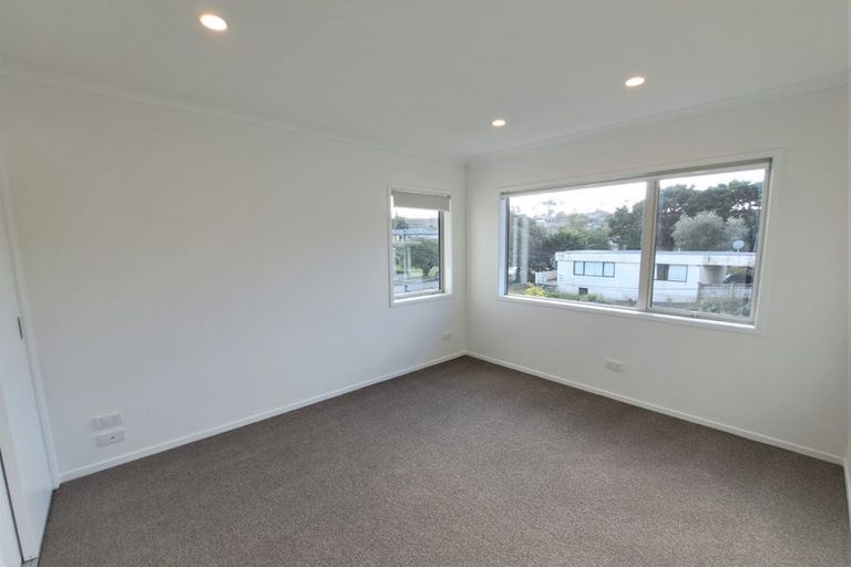 Photo of property in 37 Merriefield Avenue, Forrest Hill, Auckland, 0620
