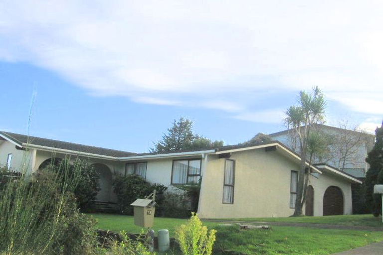 Photo of property in 76 Eskdale Road, Papakowhai, Porirua, 5024