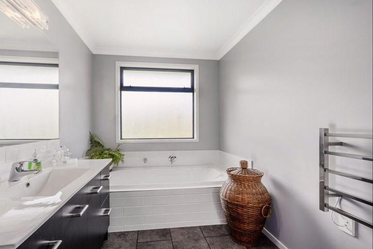 Photo of property in 20/500 Kinloch Road, Kinloch, Taupo, 3377