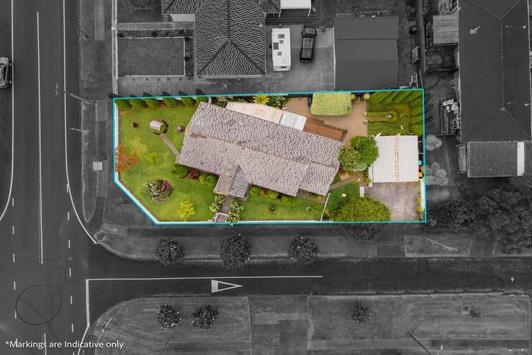 Photo of property in 27 Miro Road, Mangere Bridge, Auckland, 2022