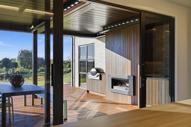 Photo of property in 90 Mangahia Lane, Ngahinapouri, 3882