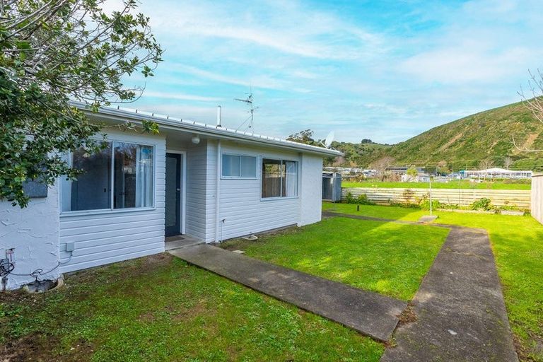 Photo of property in 16c Buckley Grove, Paraparaumu, 5032