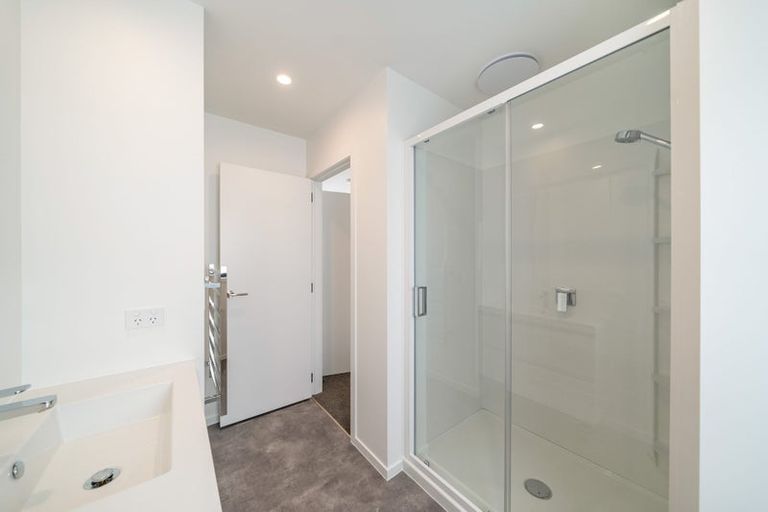 Photo of property in 1/104 Martin Street, Wallaceville, Upper Hutt, 5018
