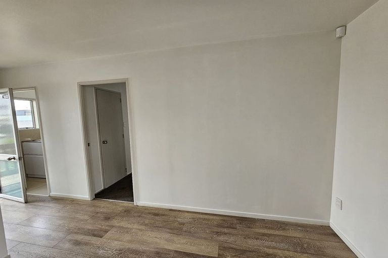 Photo of property in 2/29 Takanini Road, Takanini, 2112